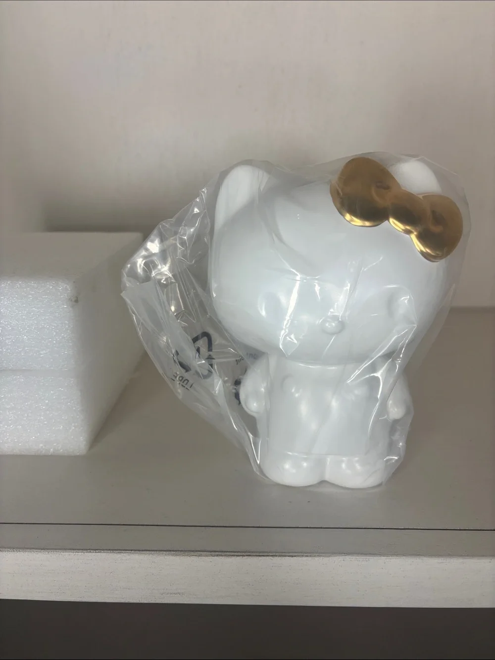 Sanrio Hello Kitty Pottery Barn Pencil Brush Holder White Gold